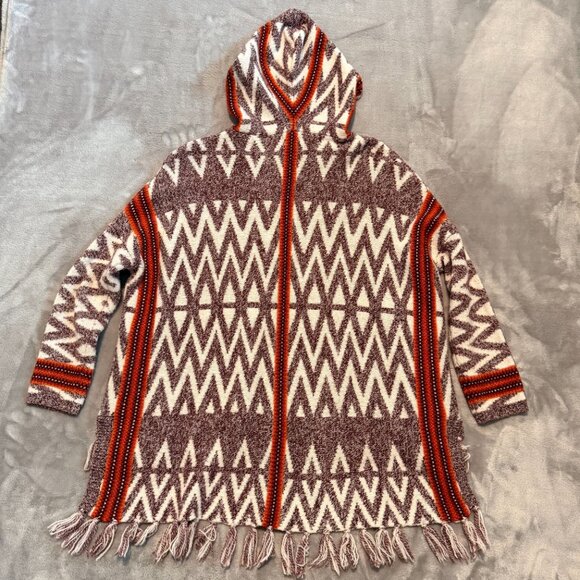 Shrinking Violet Hooded Poncho Knit Sweater Fringe Hem Geometric Size S - Picture 7 of 7